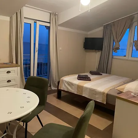 Konukevi Adria Dugi Rat